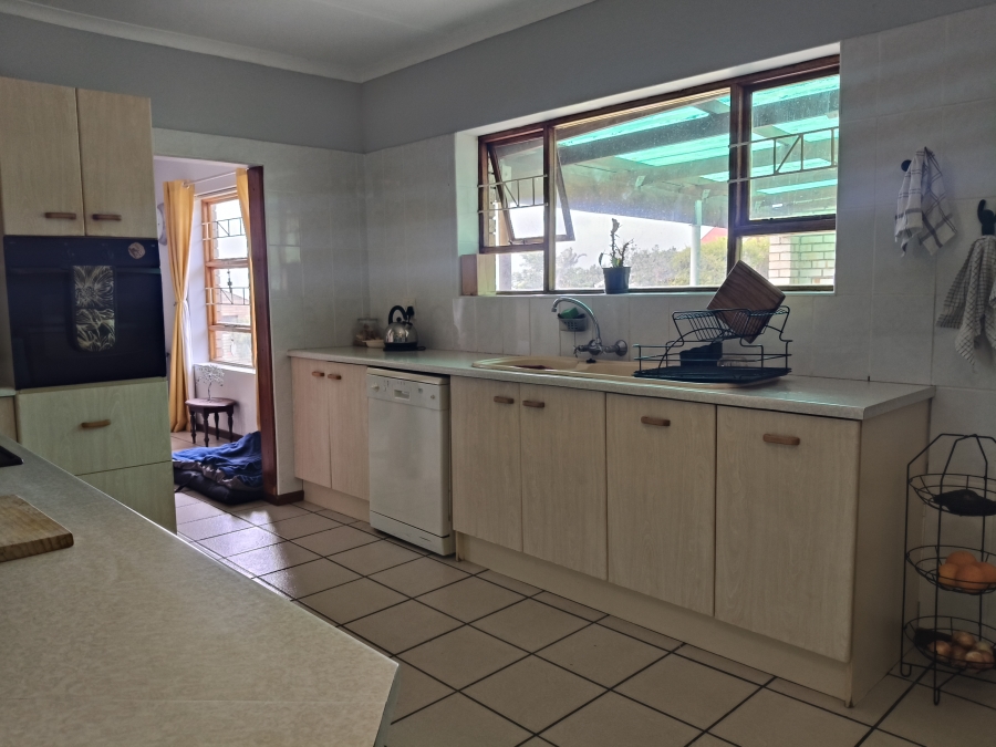 3 Bedroom Property for Sale in Wavecrest Eastern Cape